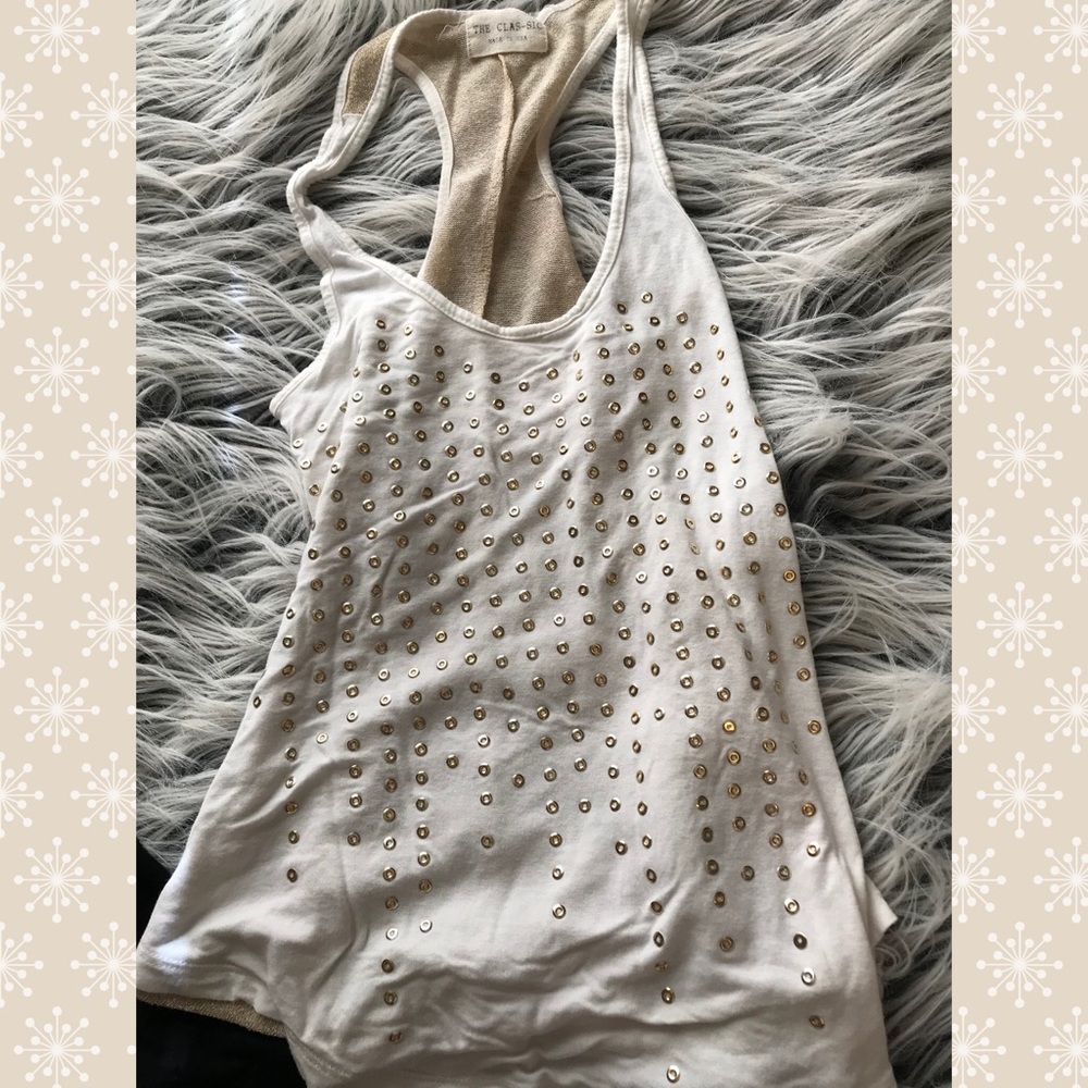 ❤️✂️2/$10 OR 5/$20✂️❤️ GOLD GROMMETS ON IVORY TANK